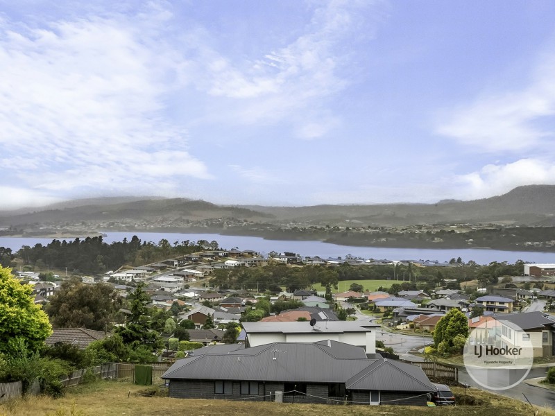 18 Alexa Drive, Austins Ferry TAS 7011