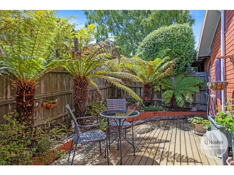 42 Tingira Road, Blackmans Bay TAS 7052