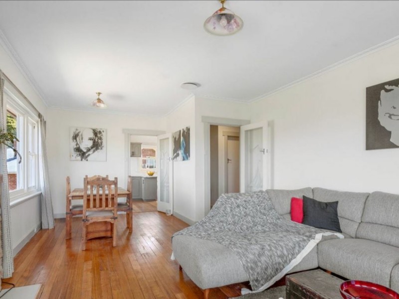 25 Barclay Crescent, Rosetta TAS 7010