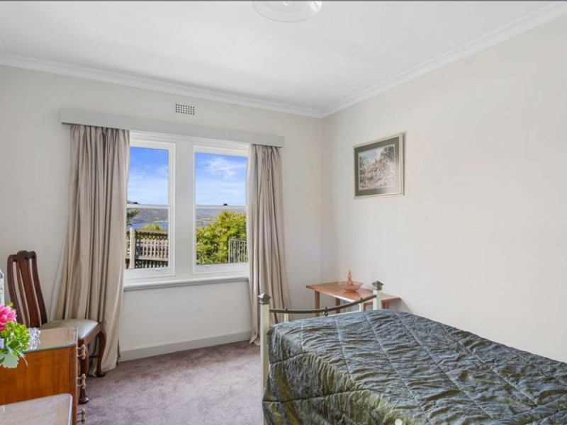 25 Barclay Crescent, Rosetta TAS 7010