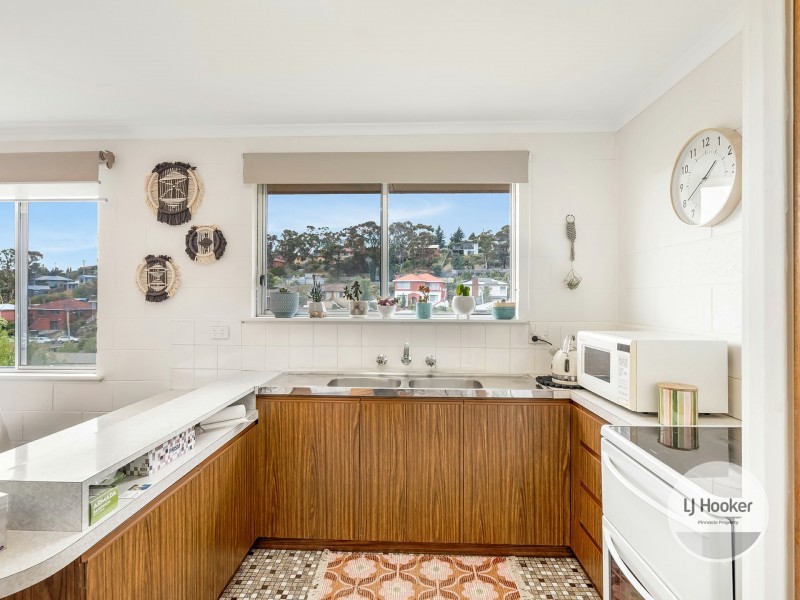 2/135 Springfield Avenue, West Moonah TAS 7009