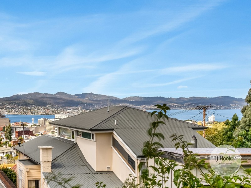7 Barton Avenue, West Hobart TAS 7000