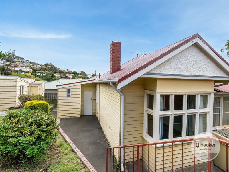 7 Barton Avenue, West Hobart TAS 7000