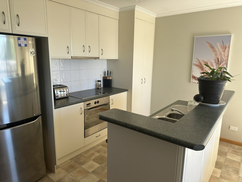 2/39 Beach Road, Margate TAS 7054