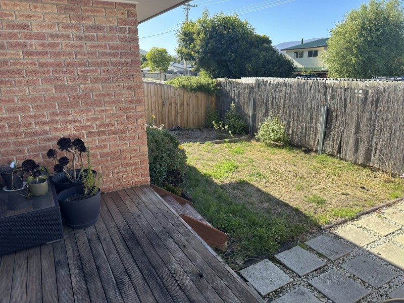 2/39 Beach Road, Margate TAS 7054