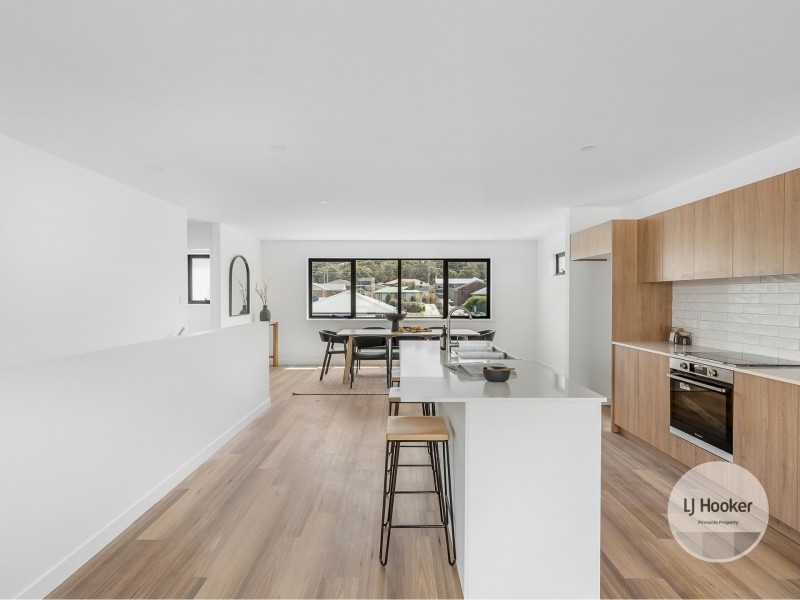 Unit 1-4/75 Fouche Avenue, Old Beach TAS 7017