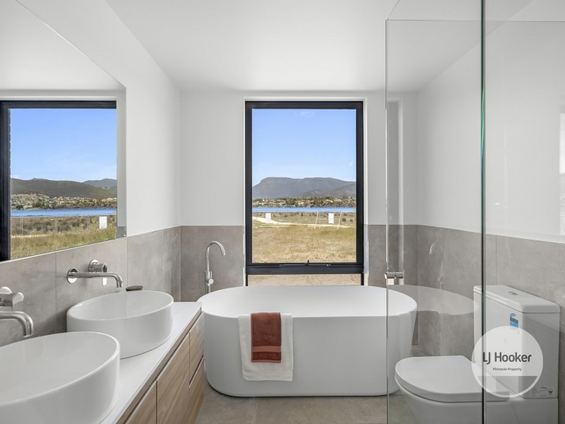 Unit 15/75 Fouche Avenue, Old Beach TAS 7017