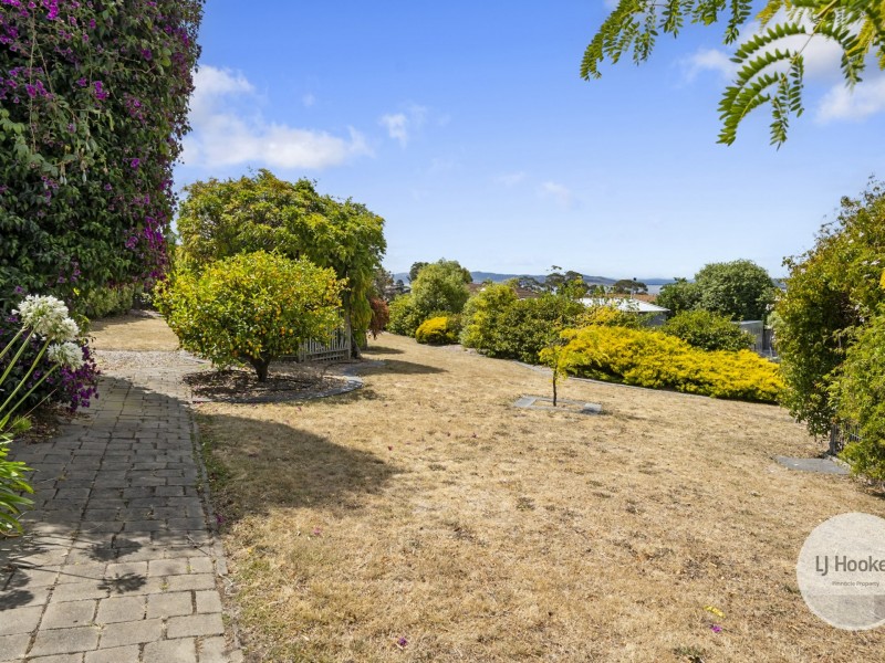 5 Powell Road, Blackmans Bay TAS 7052