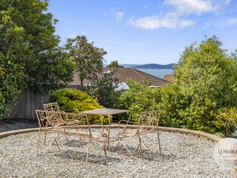 5 Powell Road, Blackmans Bay TAS 7052