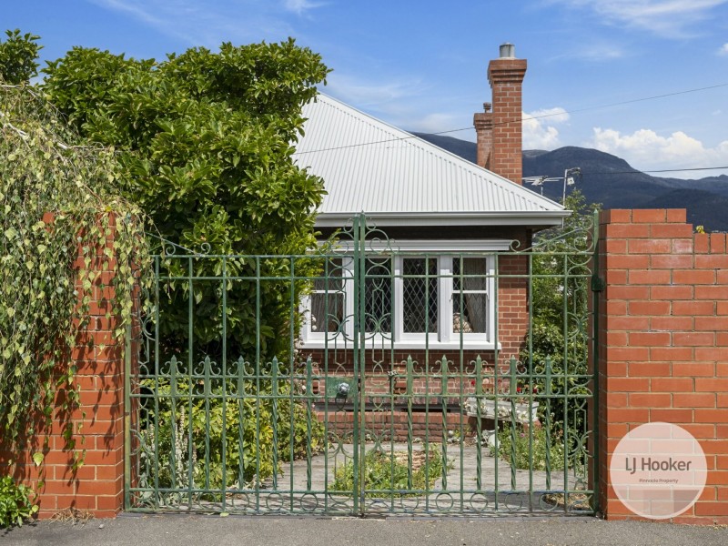 2 Swanston Street, New Town TAS 7008