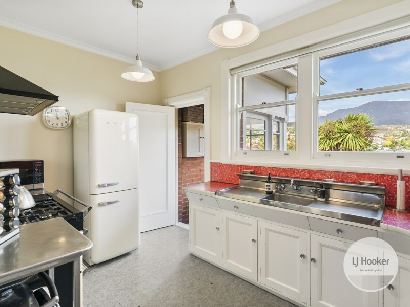 2 Swanston Street, New Town TAS 7008