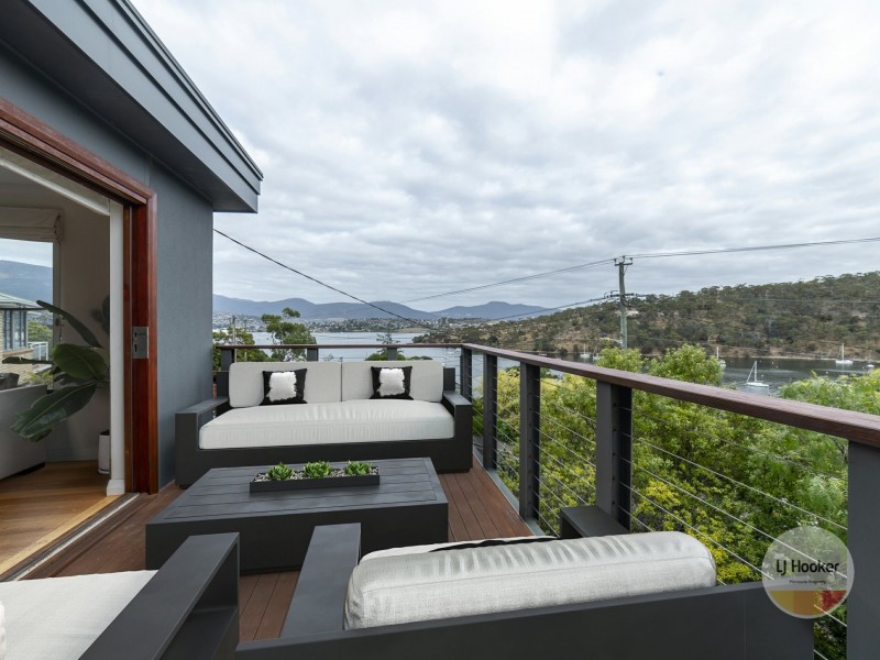 86 Derwent Avenue, Geilston Bay TAS 7015
