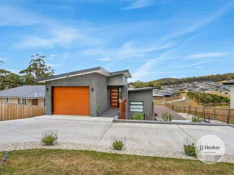 73 O’Connor Drive, Kingston TAS 7050