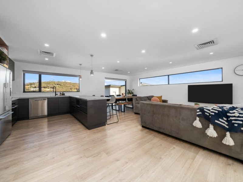 6 Watton Place, Howrah TAS 7018
