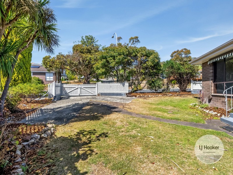 1B Suncoast Drive, Blackmans Bay TAS 7052