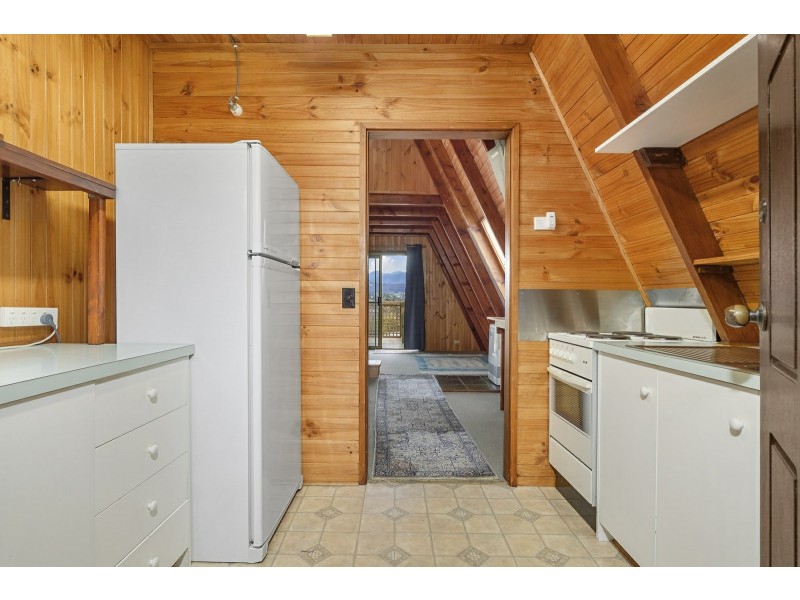 4 Fairview Drive, Kingston TAS 7050