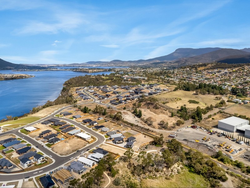 Unit 1/120 Stony Point Drive, Austins Ferry TAS 7011