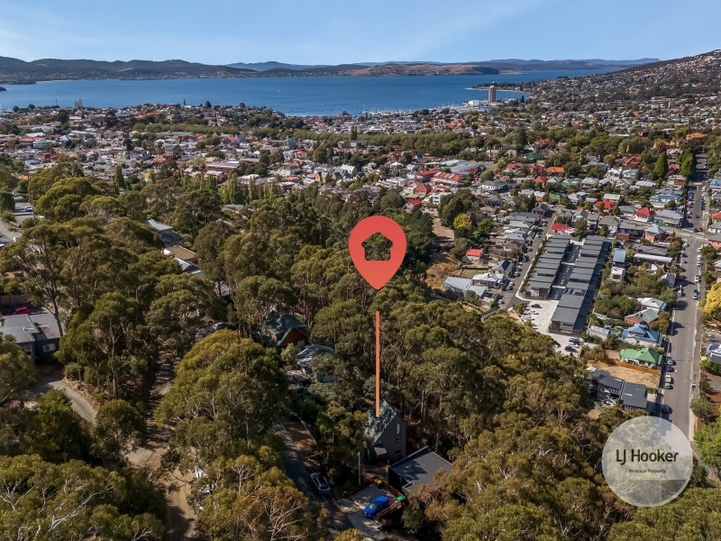 31 Liverpool Crescent, West Hobart TAS 7000