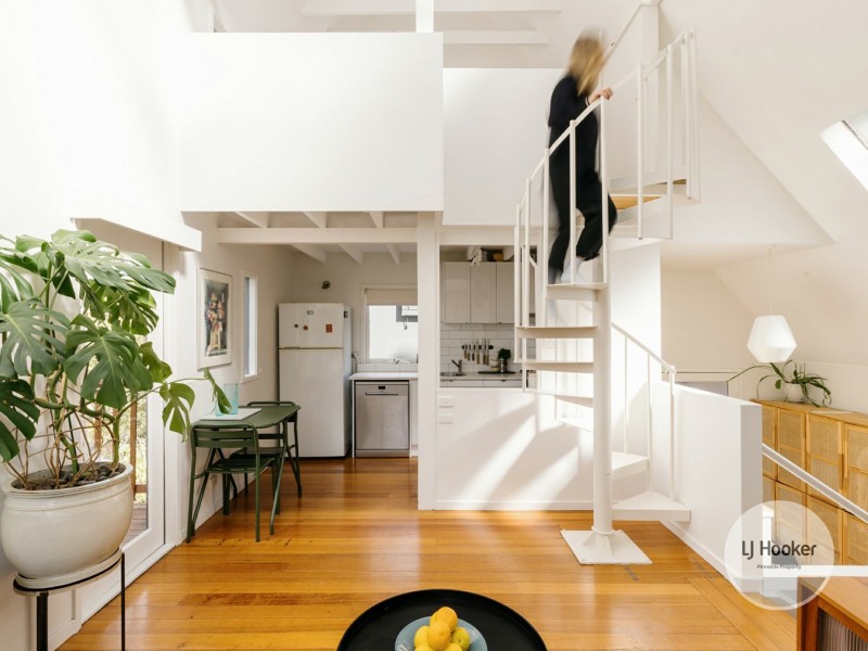 31 Liverpool Crescent, West Hobart TAS 7000