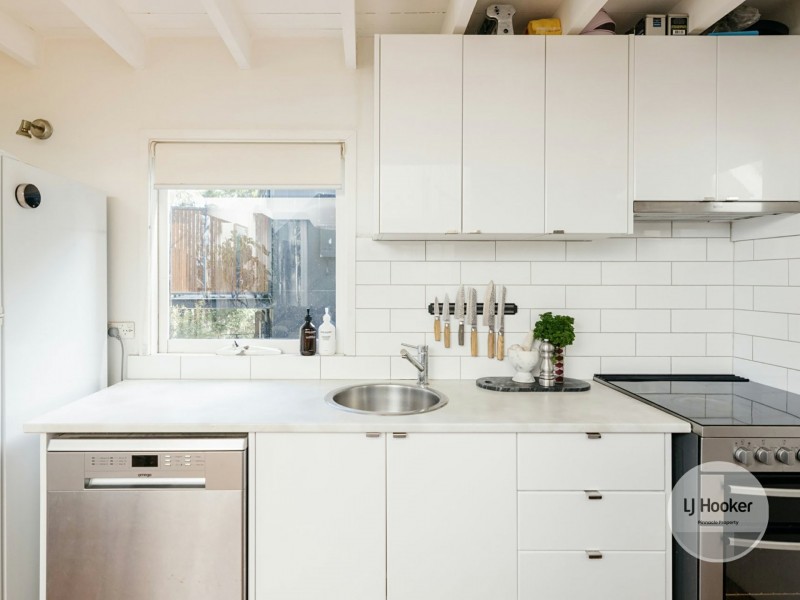 31 Liverpool Crescent, West Hobart TAS 7000