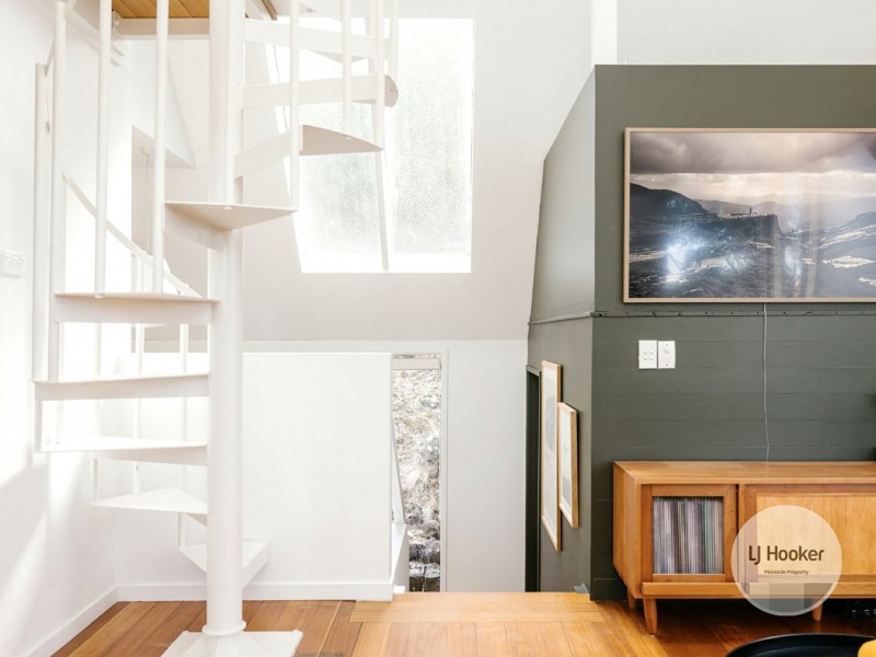 31 Liverpool Crescent, West Hobart TAS 7000