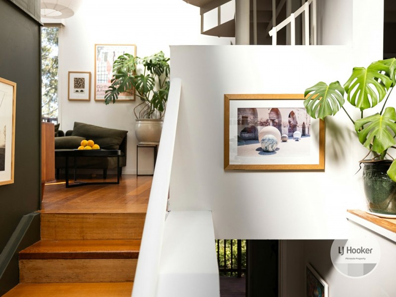 31 Liverpool Crescent, West Hobart TAS 7000