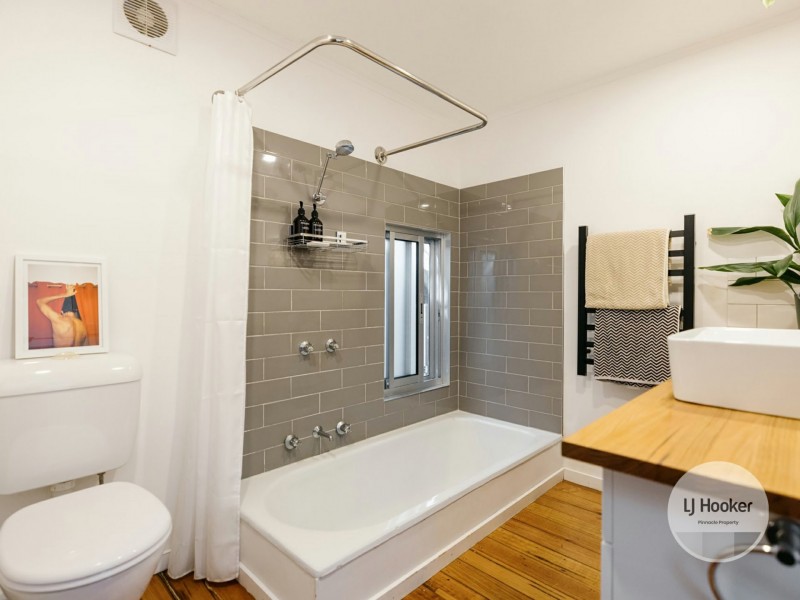 31 Liverpool Crescent, West Hobart TAS 7000