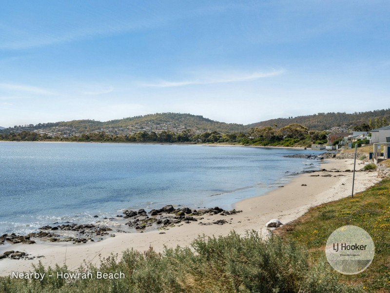 11 Hallett Drive, Rokeby TAS 7019