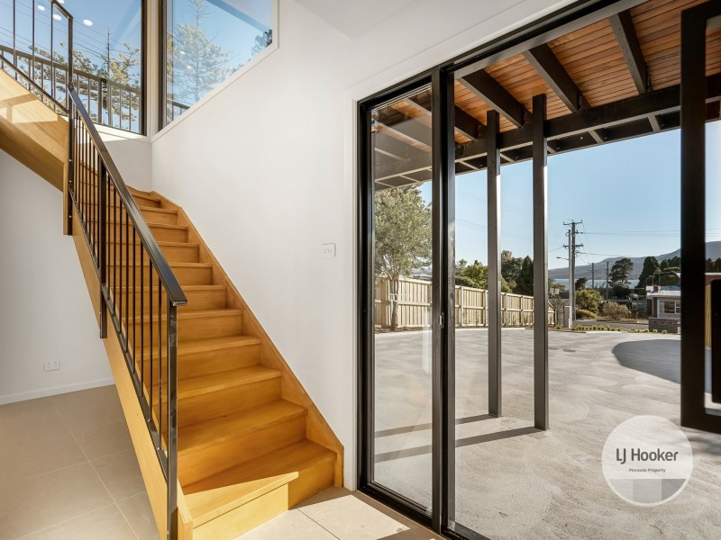 Unit 2/2 Stourton Street, Rosetta TAS 7010