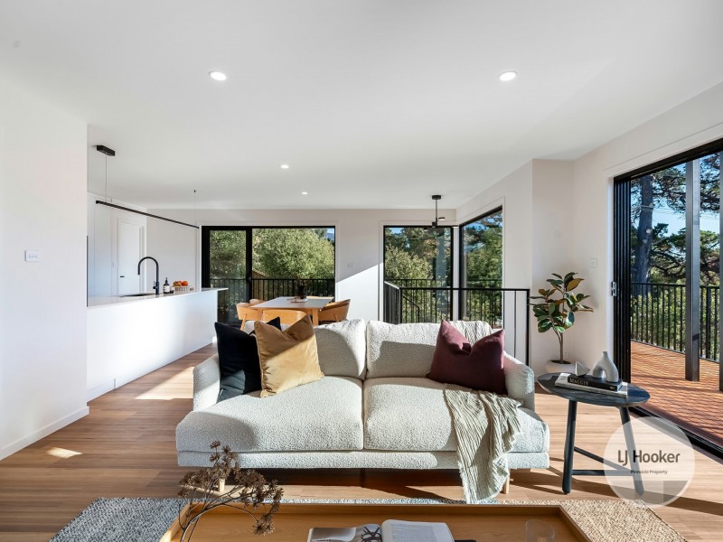 Unit 2/2 Stourton Street, Rosetta TAS 7010