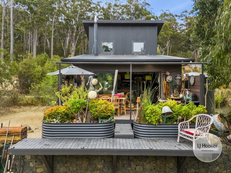 186 Old Jetty Road, Eaglehawk Neck TAS 7179