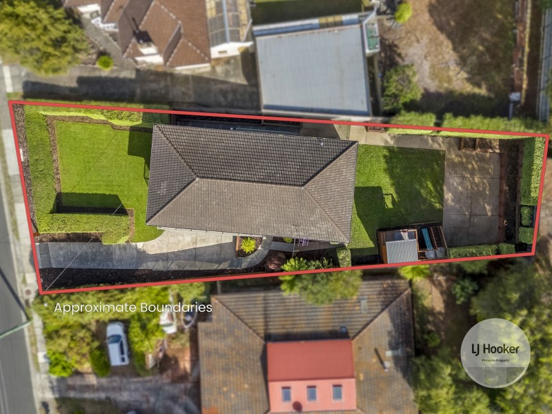 16 Illawarra Road, Blackmans Bay TAS 7052