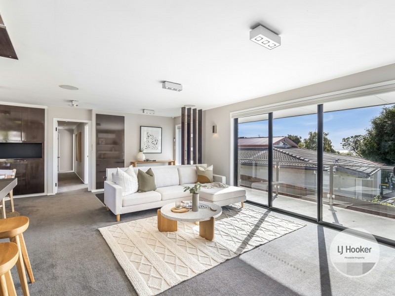 16 Illawarra Road, Blackmans Bay TAS 7052