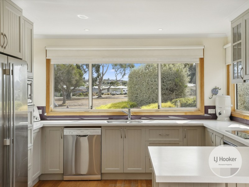 23 Hookey Place, Rokeby TAS 7019