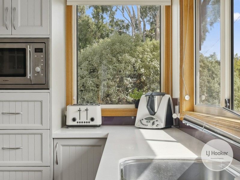 23 Hookey Place, Rokeby TAS 7019