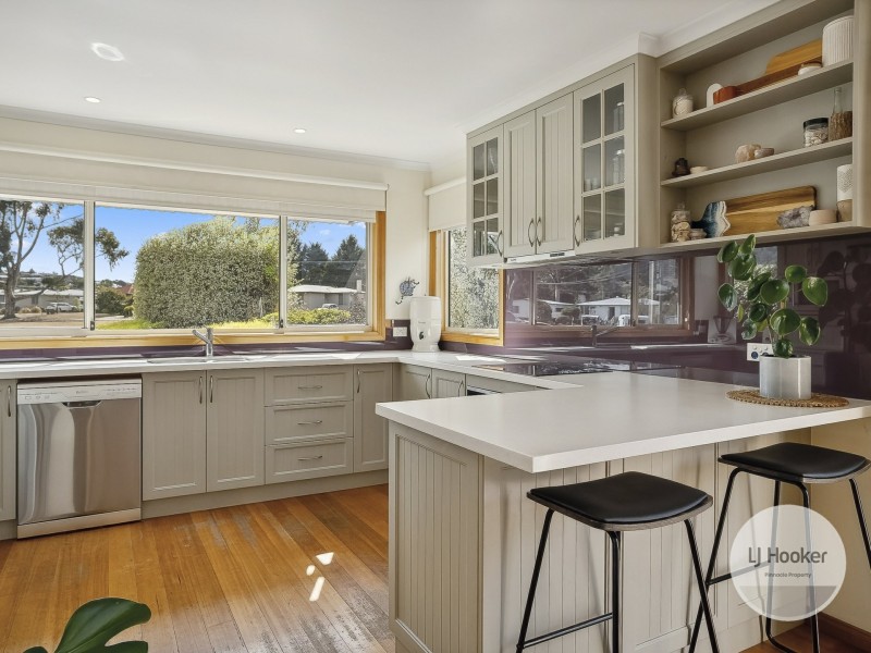 23 Hookey Place, Rokeby TAS 7019