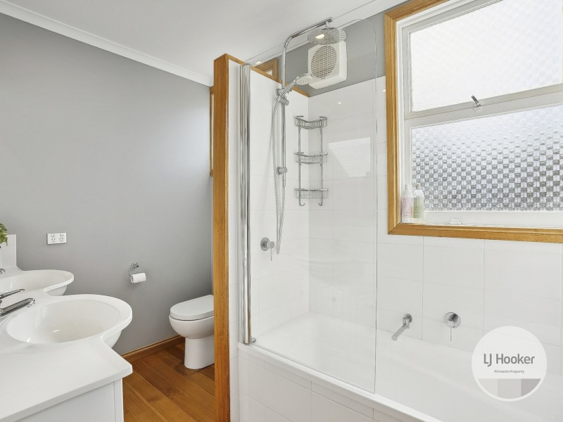 23 Hookey Place, Rokeby TAS 7019