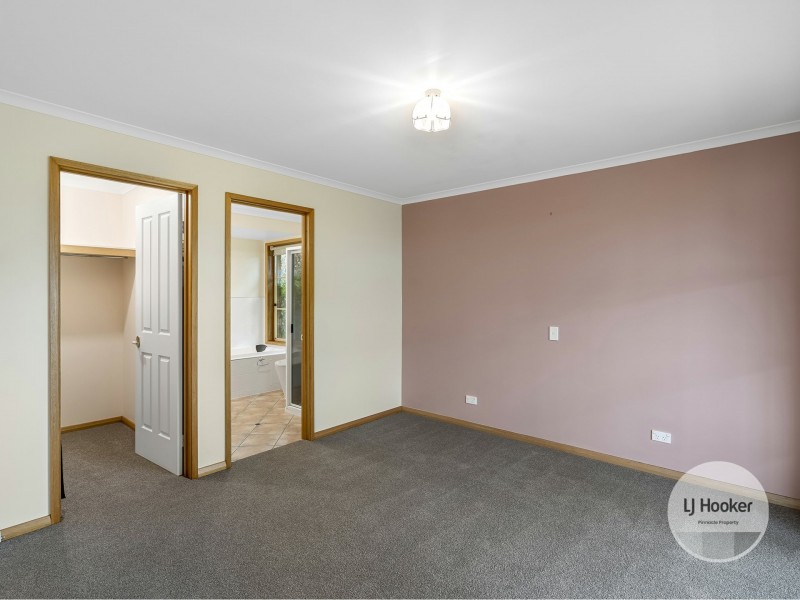 4 Blackwood Grove, Margate TAS 7054