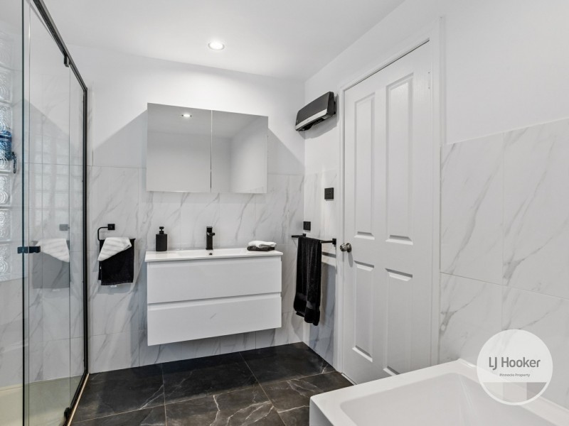 23 Chardonnay Drive, Berriedale TAS 7011