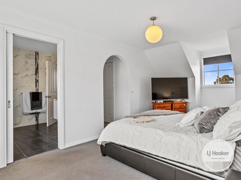 23 Chardonnay Drive, Berriedale TAS 7011