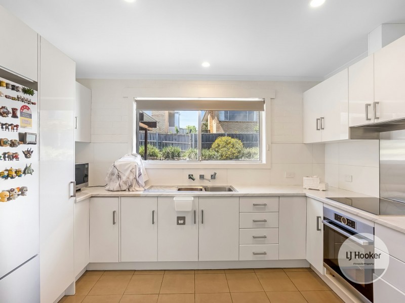 4/287 Churchill Avenue, Sandy Bay TAS 7005