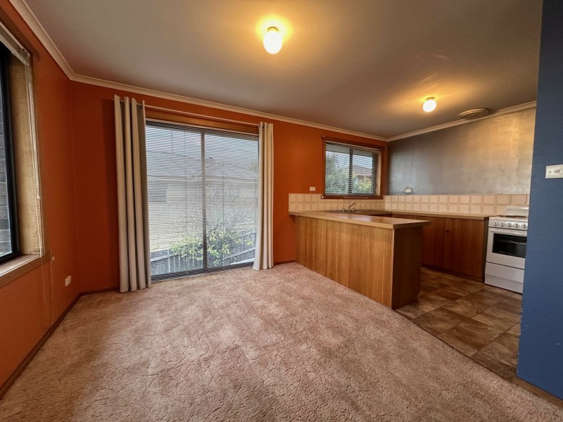 50 Lake Vue Parade, Midway Point TAS 7171