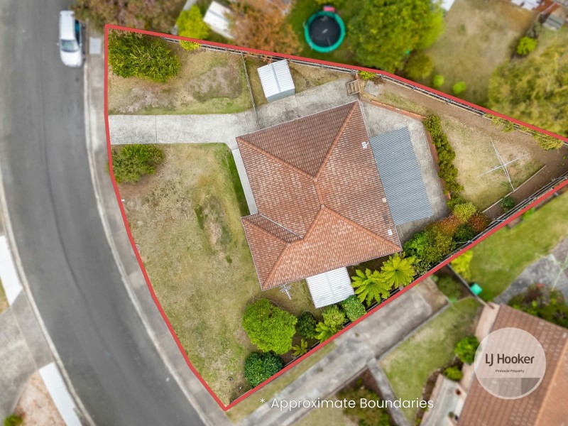 2 Calder Crescent, Blackmans Bay TAS 7052