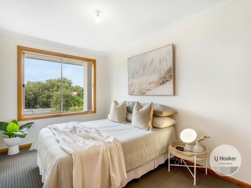 2 Calder Crescent, Blackmans Bay TAS 7052