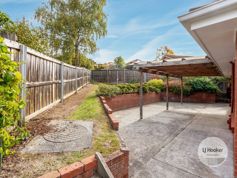 2 Calder Crescent, Blackmans Bay TAS 7052