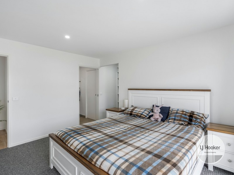 5 Fermoy Crescent, Howrah TAS 7018