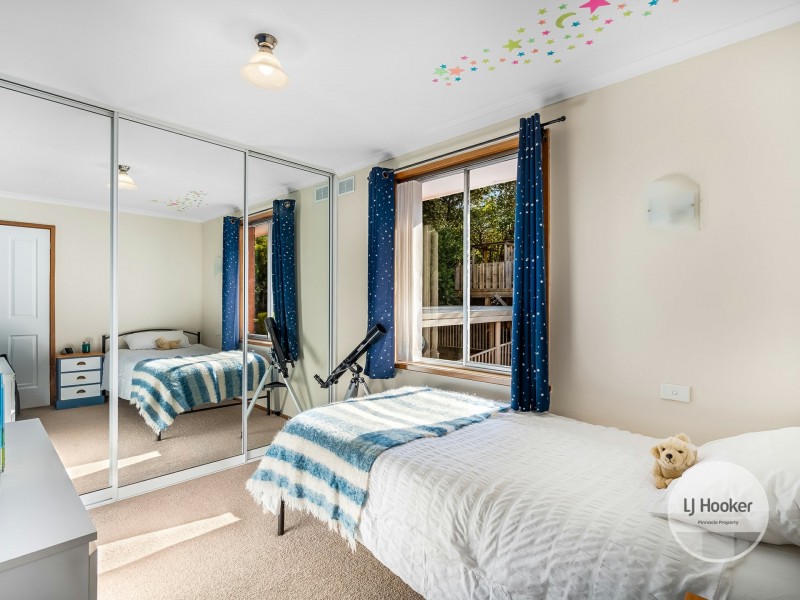 239 Redwood Road, Kingston TAS 7050