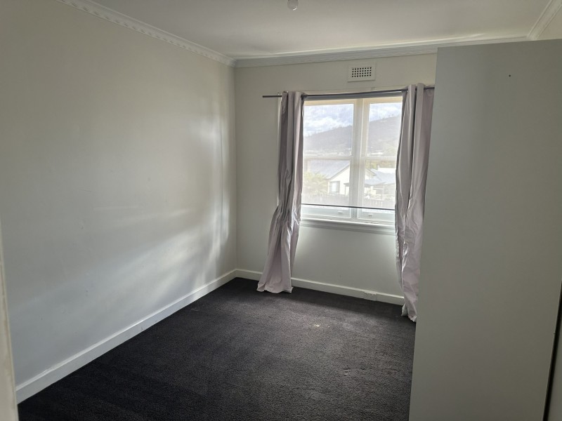 1/265 Cambridge Road, Warrane TAS 7018