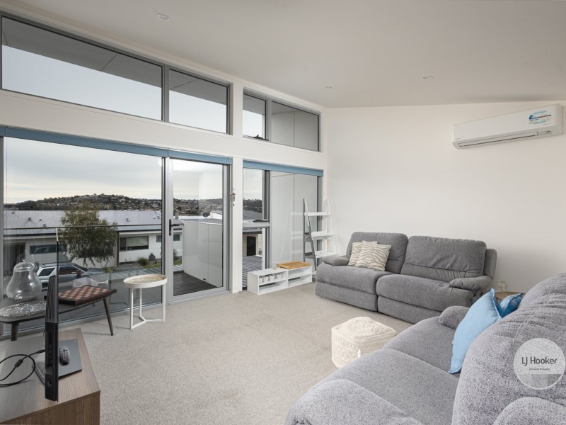 33/1B Bournville crestcent, Claremont TAS 7011