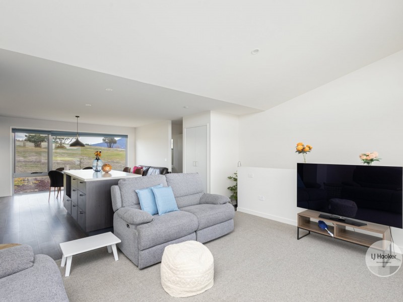 33/1B Bournville crestcent, Claremont TAS 7011